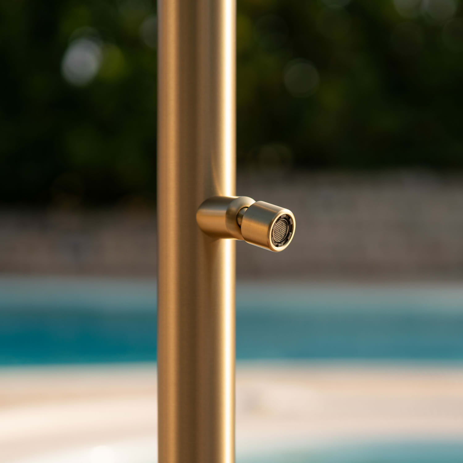 Outdoor Hot And Cold Water Shower Sined Shower Quartu Oro - Image 6